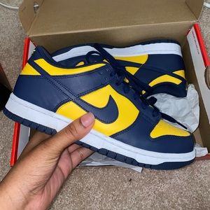 MICHIGAN NIKE DUNK LOW 7Y